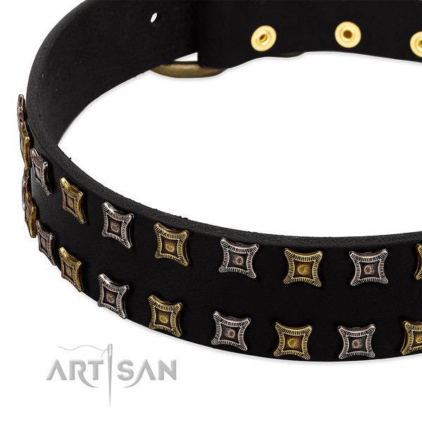 Soft full grain leather dog collar for your attractive doggie