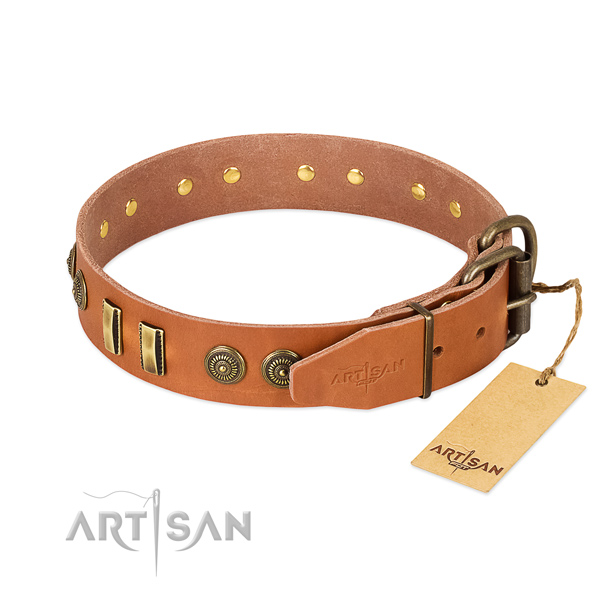 Strong fittings on leather dog collar for your pet